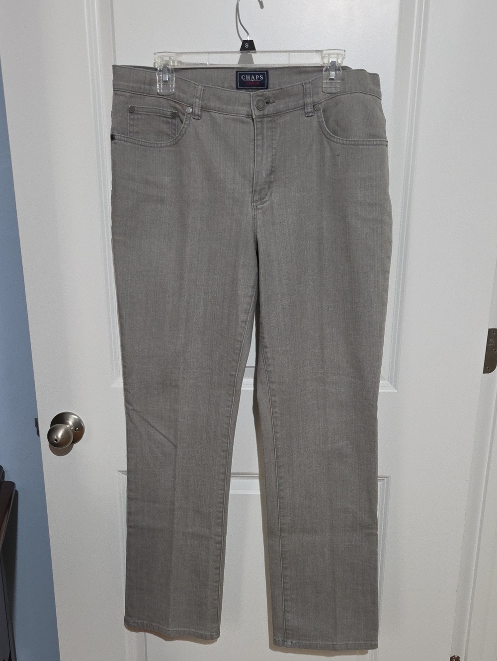 Chaps Women's Light Grey Straight-Leg Jeans